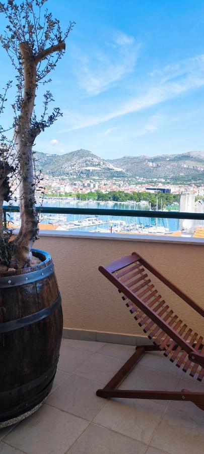 Apartment Trogir City Екстер'єр фото