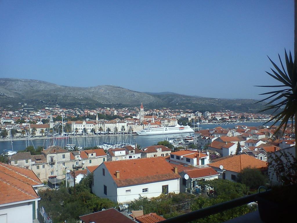 Apartment Trogir City Екстер'єр фото