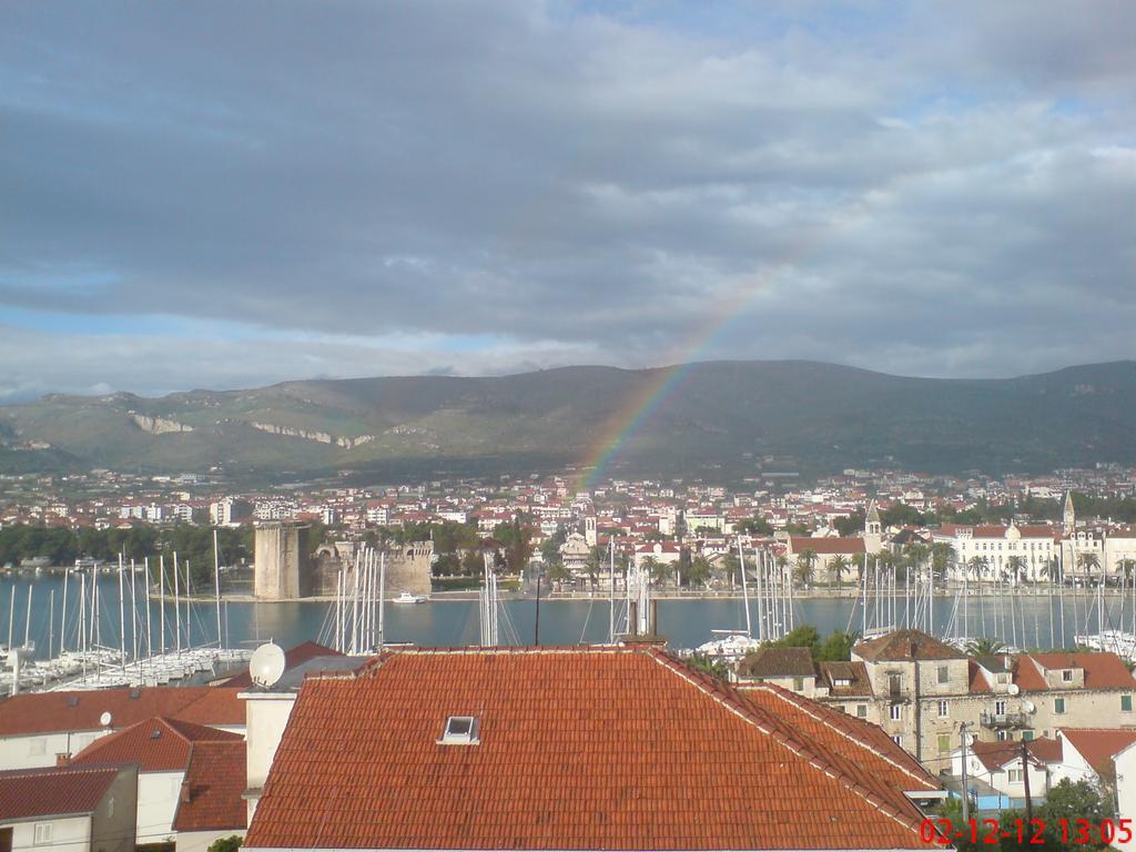 Apartment Trogir City Екстер'єр фото