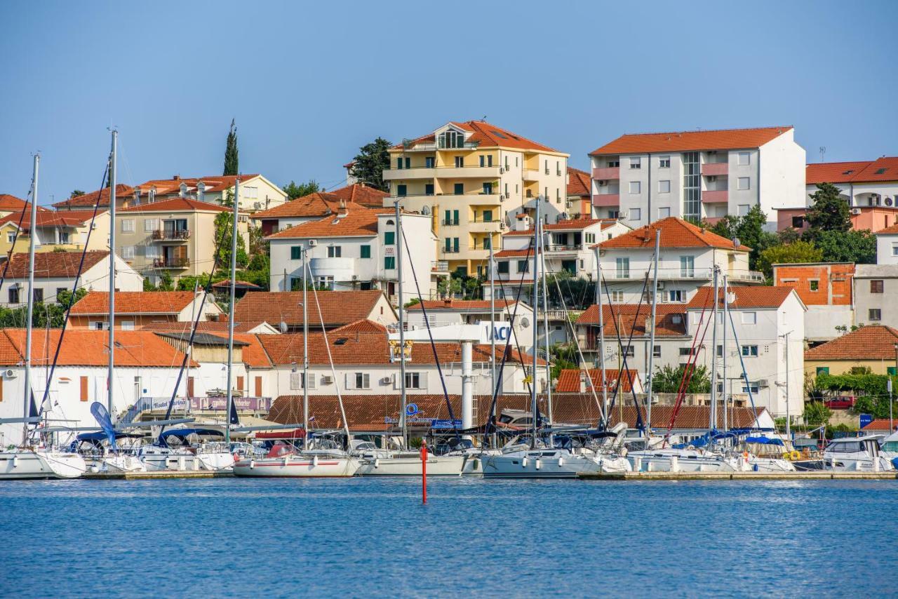 Apartment Trogir City Екстер'єр фото